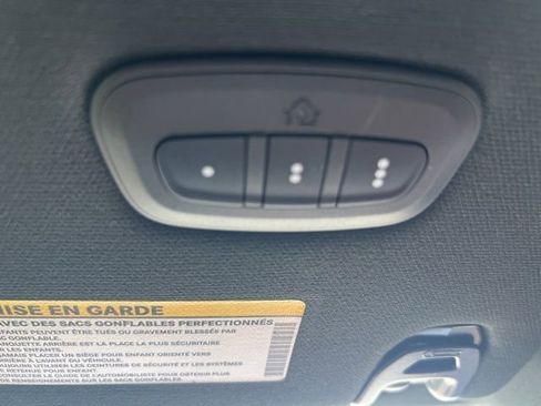 Used 2023 RAM 3500 Limited AWD/4WD image 46