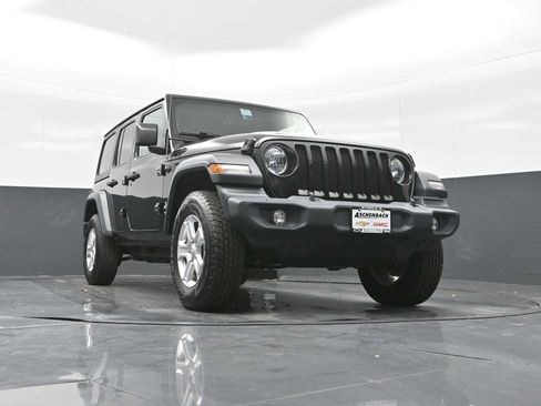 Used 2020 Jeep Wrangler Unlimited Sport S image 25