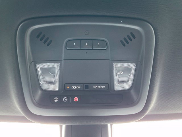 Used 2023 Chevrolet Traverse LT AWD/4WD image 18