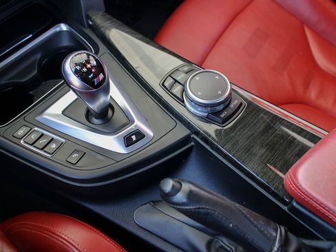 Used 2016 BMW M3 Sedan image 31