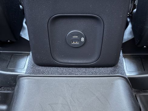 Certified 2022 Ford Escape Titanium w/ Titanium Elite Package image 27