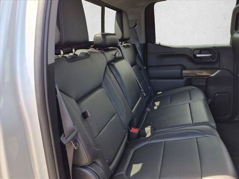 Used 2020 Chevrolet Silverado 1500 LT Trail Boss AWD/4WD image 18