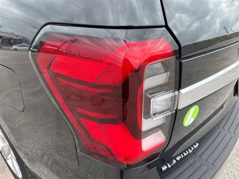 Certified 2023 Ford Expedition Max Platinum image 38