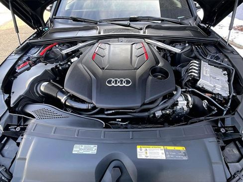 Used 2021 Audi S4 Prestige w/ Prestige Package image 30