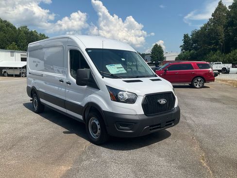 New 2026 Ford Transit 250 148 Medium Roof RWD image 3