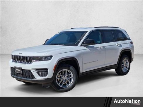 New 2026 Jeep Grand Cherokee Laredo X image 1