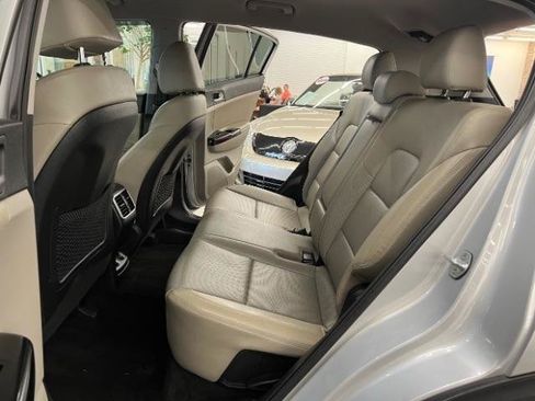Used 2020 Kia Sportage EX FWD image 34