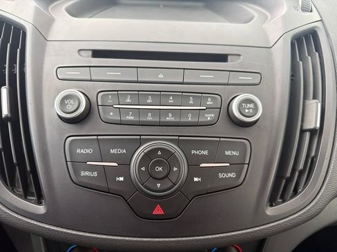 Used 2017 Ford Escape SE AWD/4WD image 29