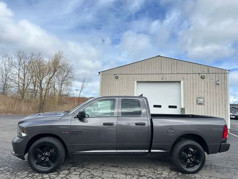 Used 2022 RAM 1500 Express w/ Wheel & Sound Group image 11