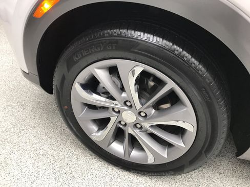 Used 2023 Buick Encore GX Essence w/ Experience Buick Package FWD image 7