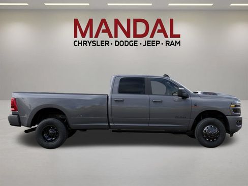 New 2026 RAM 3500 Laramie AWD/4WD image 21