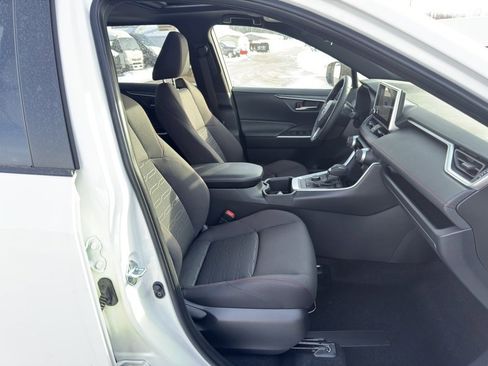 New 2025 Toyota RAV4 SE image 32