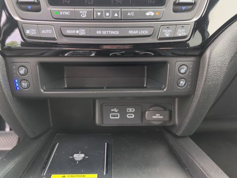 Used 2024 Honda Passport Black Edition image 24