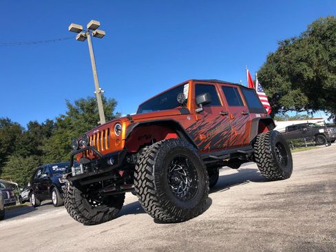Used 2011 Jeep Wrangler Unlimited Sport AWD/4WD image 32