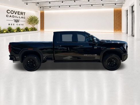 Used 2026 GMC Sierra 2500 Denali Ultimate AWD/4WD image 16