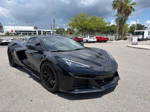 Used 2026 Chevrolet Corvette Z06 RWD image 3