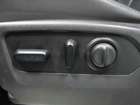 Used 2019 Chevrolet Silverado 1500 RST w/ All-Star Edition AWD/4WD image 21