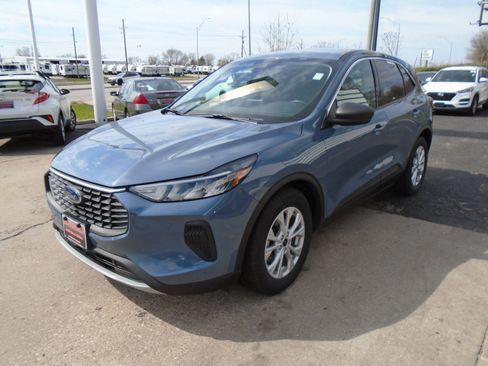 Used 2024 Ford Escape Active image 6