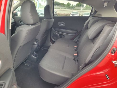 Used 2017 Honda HR-V EX image 11