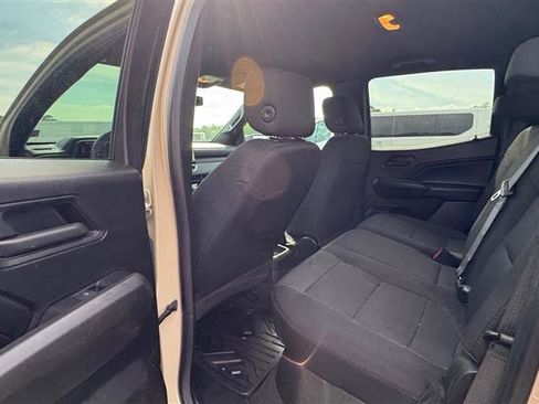 Used 2024 Chevrolet Colorado W/T image 38