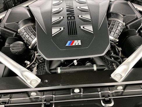 Used 2025 BMW X6 M60i w/ Climate Comfort Package image 33