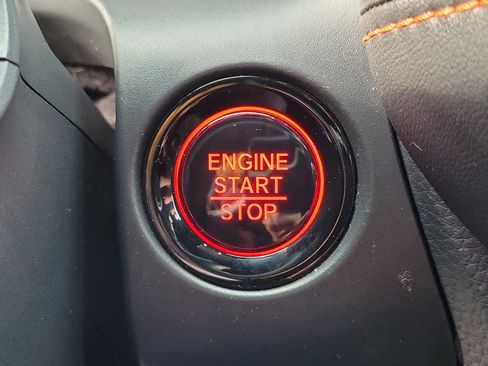 Used 2025 Honda HR-V Sport image 29