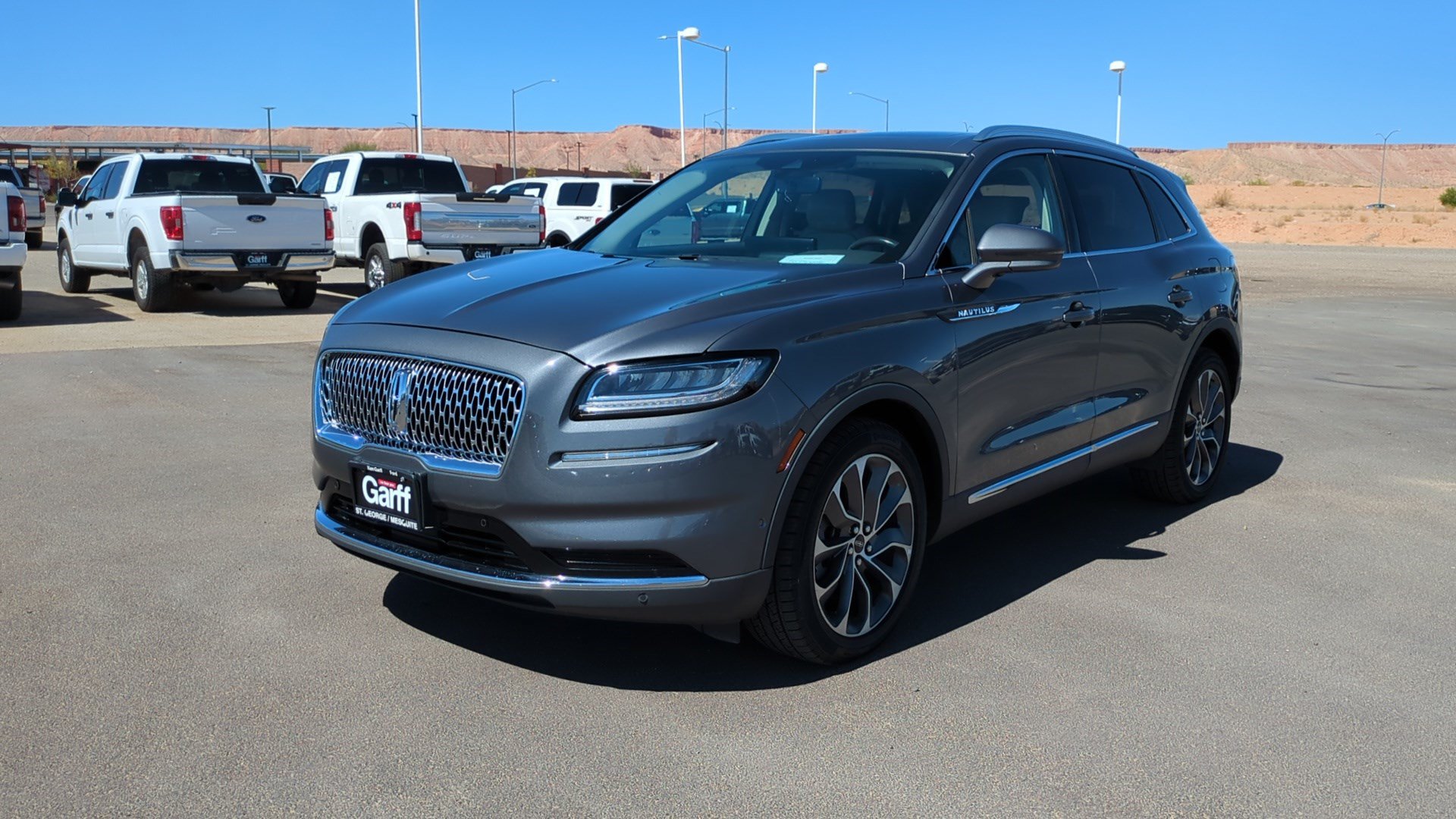 Used 2023 Lincoln Nautilus Reserve w/ Equipment Group 201A AWD/4WD image 7