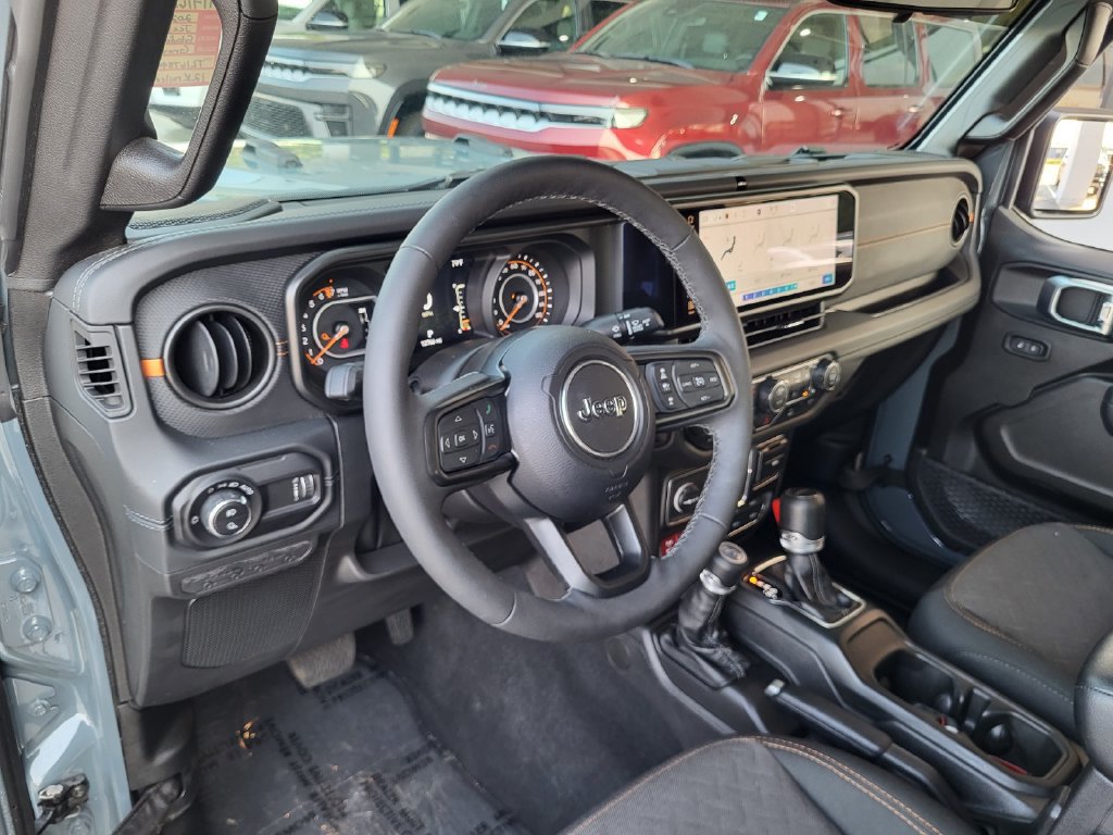 Used 2026 Jeep Gladiator Mojave AWD/4WD image 9