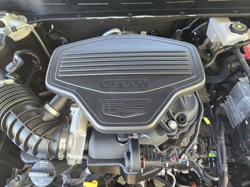 Used 2024 Cadillac XT6 Sport w/ Platinum Package image 42