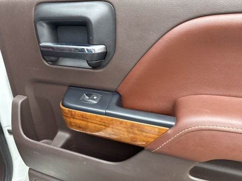 Used 2016 Chevrolet Silverado 2500 High Country w/ High Country Premium Package image 16