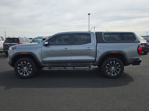 Used 2023 GMC Canyon Denali AWD/4WD image 4