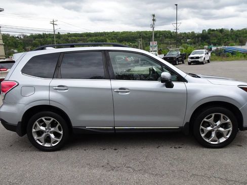 Used 2018 Subaru Forester 2.5i Touring w/ Popular Package #3B AWD/4WD image 5