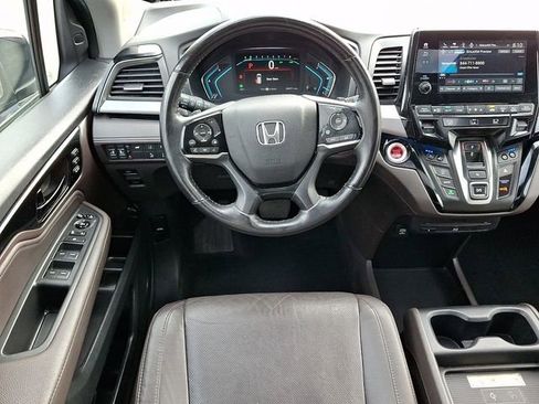 Used 2018 Honda Odyssey Elite image 13