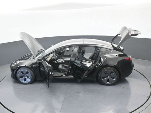 Used 2021 Tesla Model 3 Standard Range Plus image 60