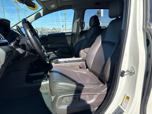 Used 2018 Honda Odyssey EX-L image 11