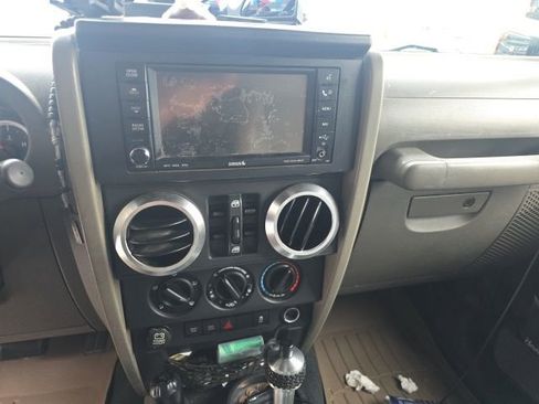 Used 2010 Jeep Wrangler Unlimited Rubicon w/ Dual Top Group image 5