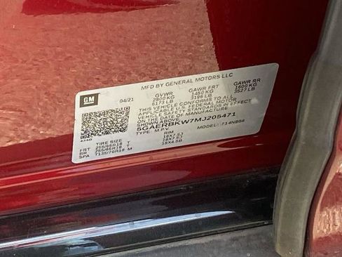 Used 2021 Buick Enclave Essence image 29