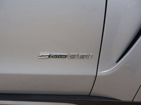 Used 2017 BMW X5 sDrive35i RWD image 10