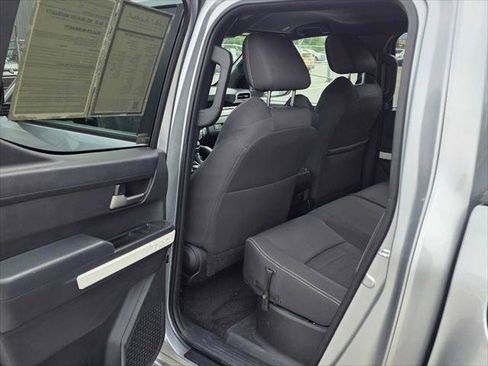 Used 2024 Toyota Tacoma TRD Off-Road AWD/4WD image 15