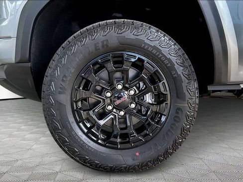New 2026 GMC Canyon Elevation w/ Convenience Package RWD image 12
