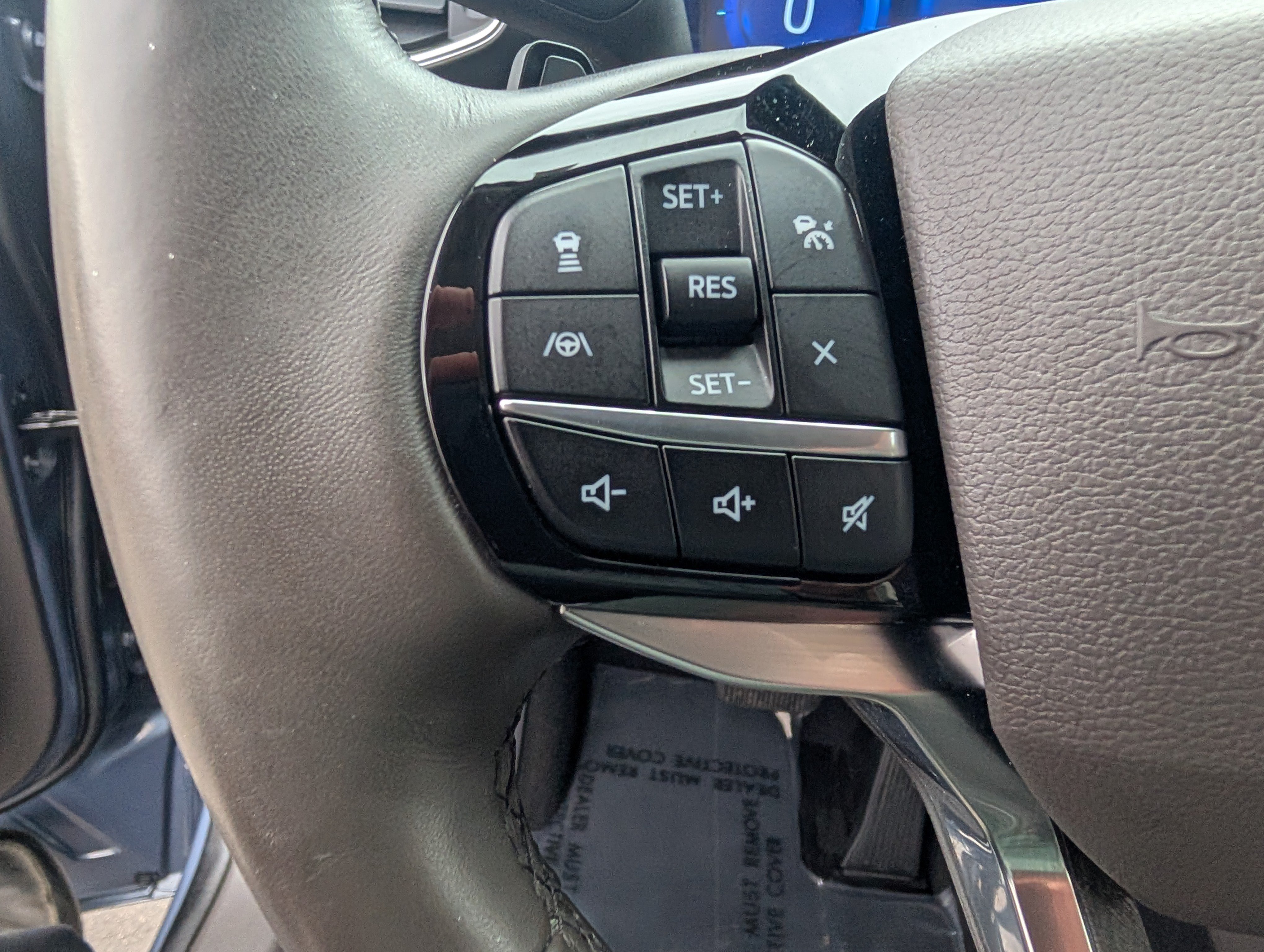 Used 2021 Ford Explorer Platinum w/ Equipment Group 601A AWD/4WD image 17