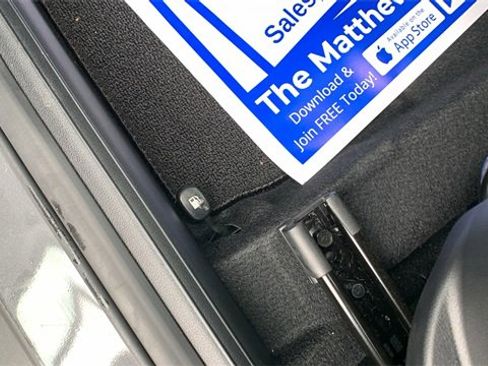 Certified 2025 Hyundai Venue Limited image 12