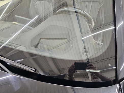 Used 2019 BMW 530e w/ Premium Package image 45