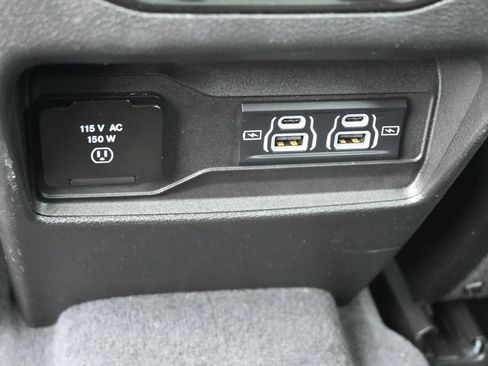 Used 2023 Jeep Grand Cherokee L Summit w/ High Altitude Package AWD/4WD image 26