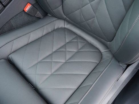 New 2026 BMW X5 xDrive50e w/ M Sport Package image 12