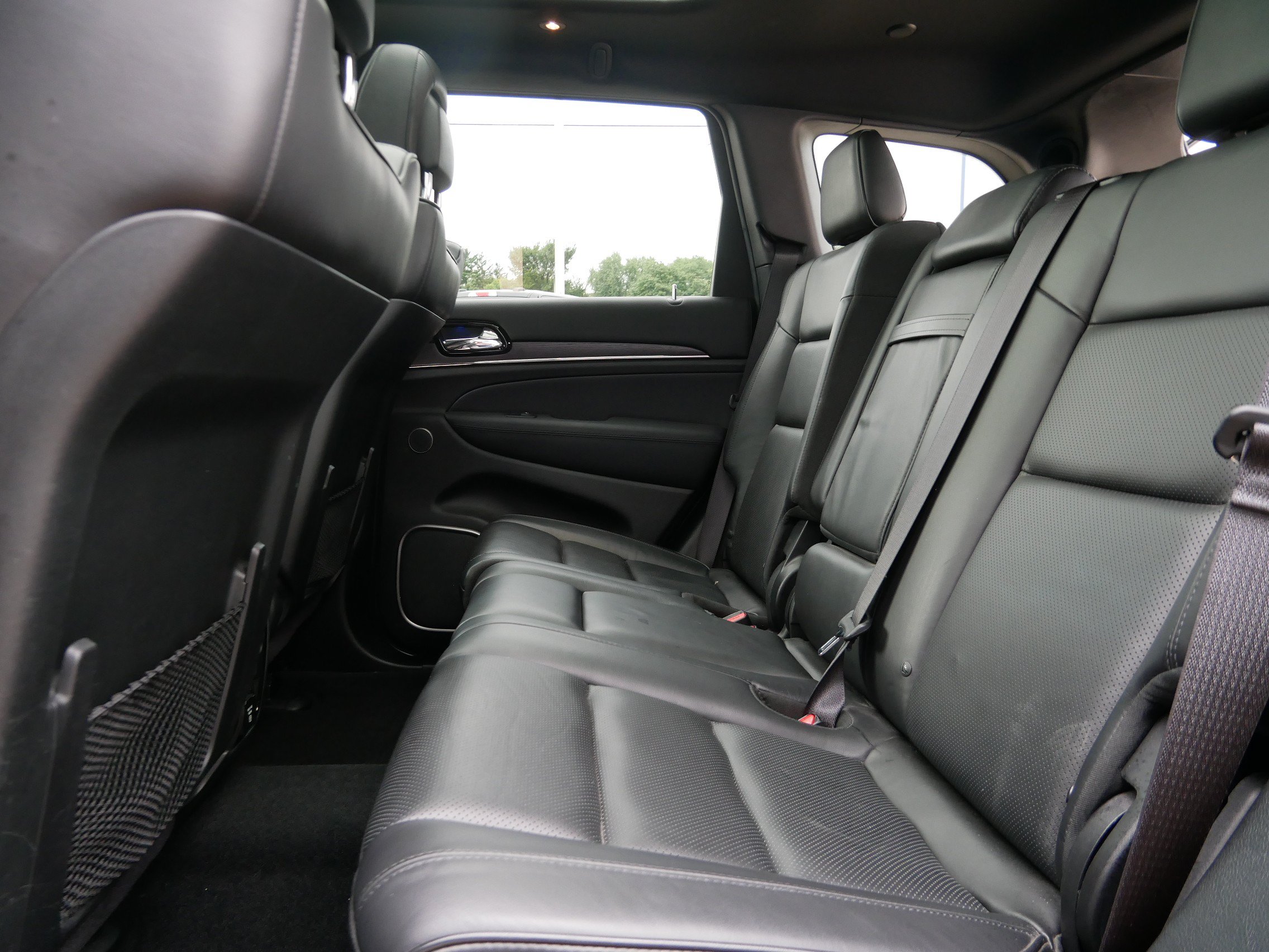 Used 2019 Jeep Grand Cherokee High Altitude AWD/4WD image 5