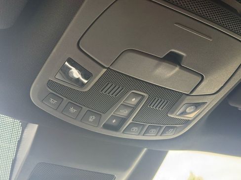 Used 2019 Lincoln Navigator Reserve AWD/4WD image 13