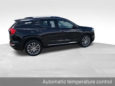 Used 2023 GMC Terrain Denali image 29