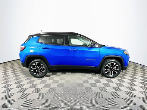 Used 2022 Jeep Compass Limited image 11