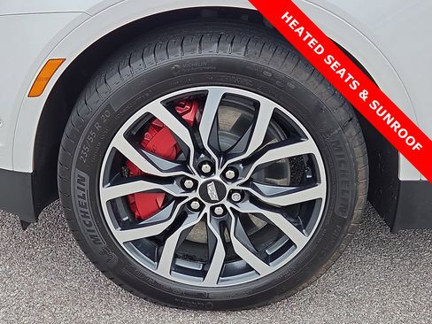 Used 2025 Cadillac XT5 Sportv w/ Technology Package image 7